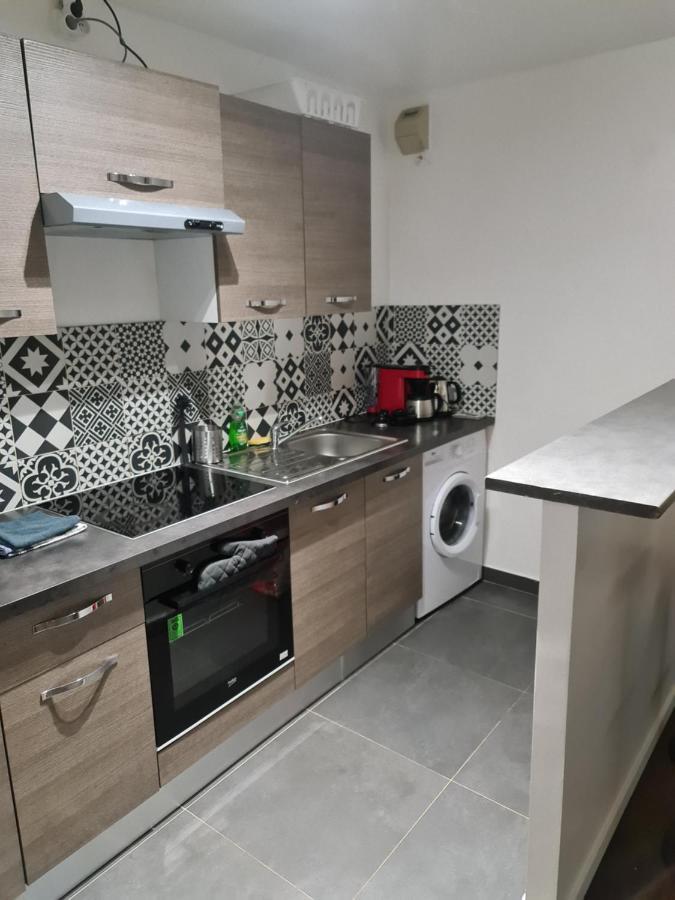 Le Jules Val - Studio cosy en résidence + Parking + Wi-fi Evry-Gregy-sur-Yerre Exterior foto